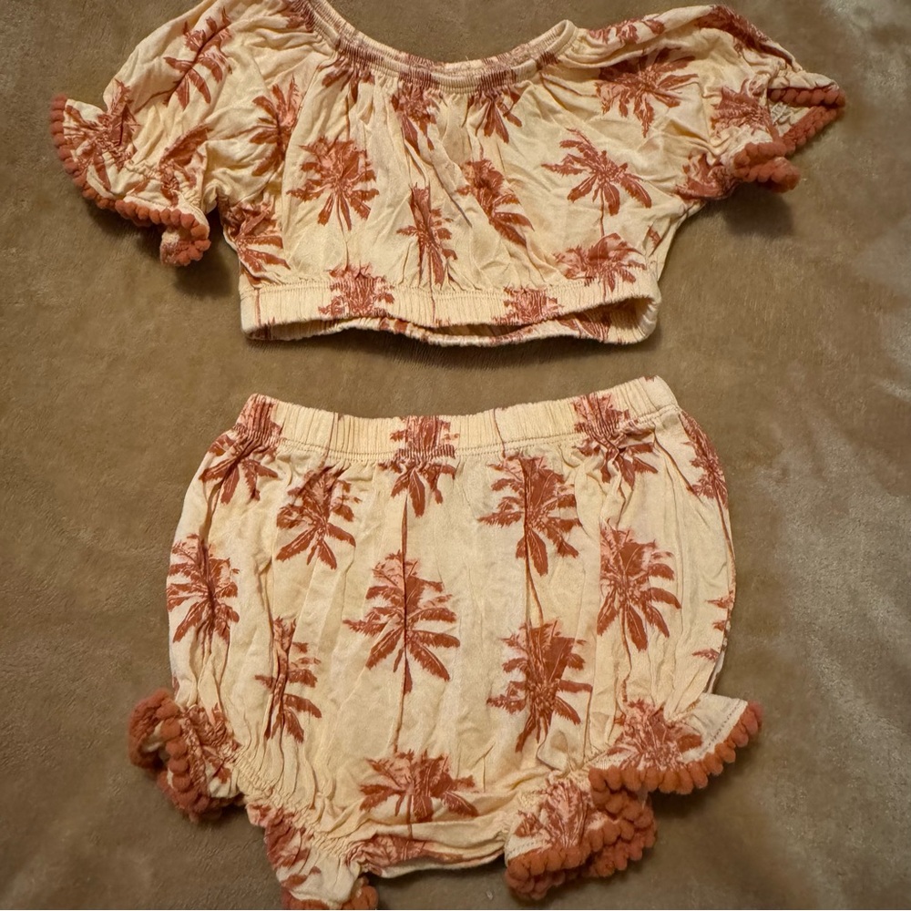 kate quinn Cream and Rust Palm Print Two-Piece Kids Matching Set